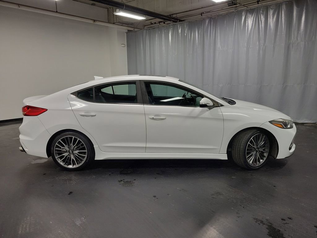 Used 2018 Hyundai Elantra Sport image 10