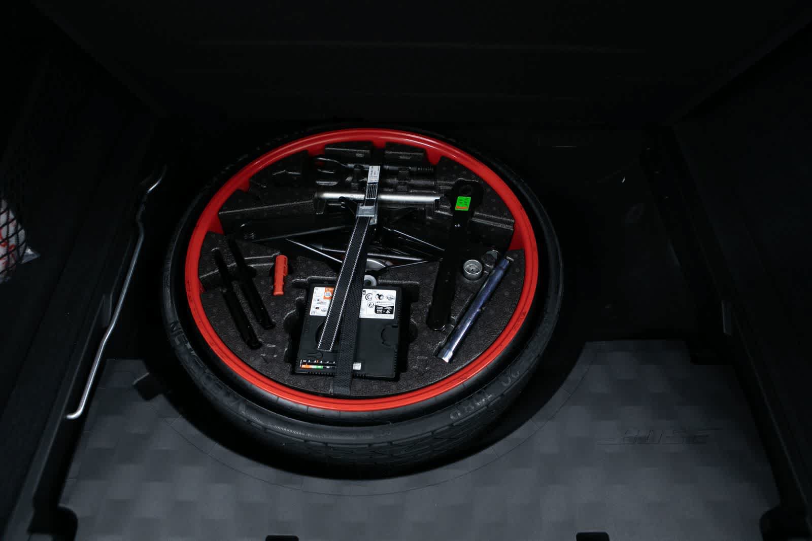 New 2026 Porsche Cayenne GTS AWD/4WD image 36
