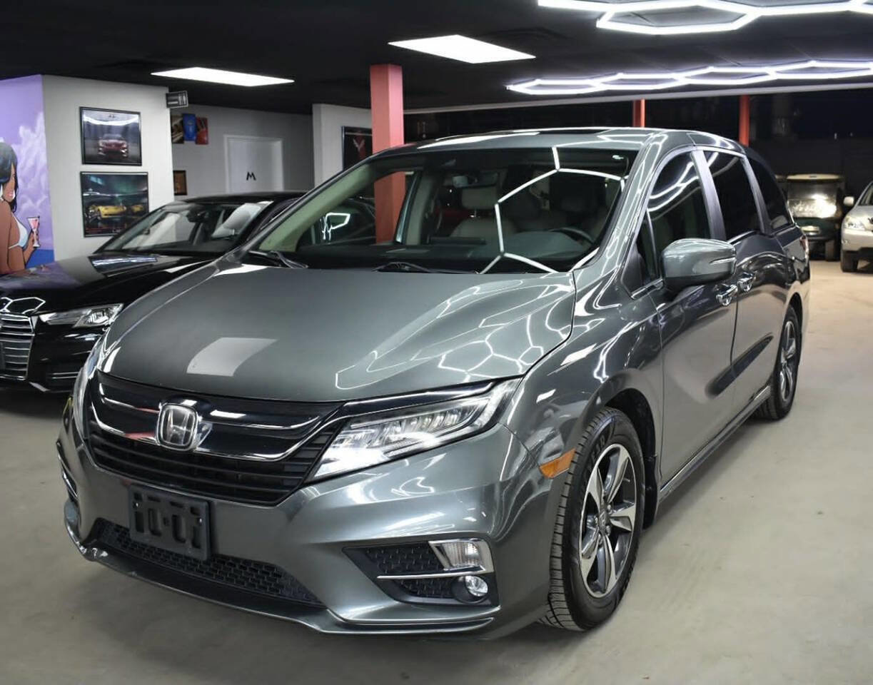 Used 2018 Honda Odyssey Touring image 1