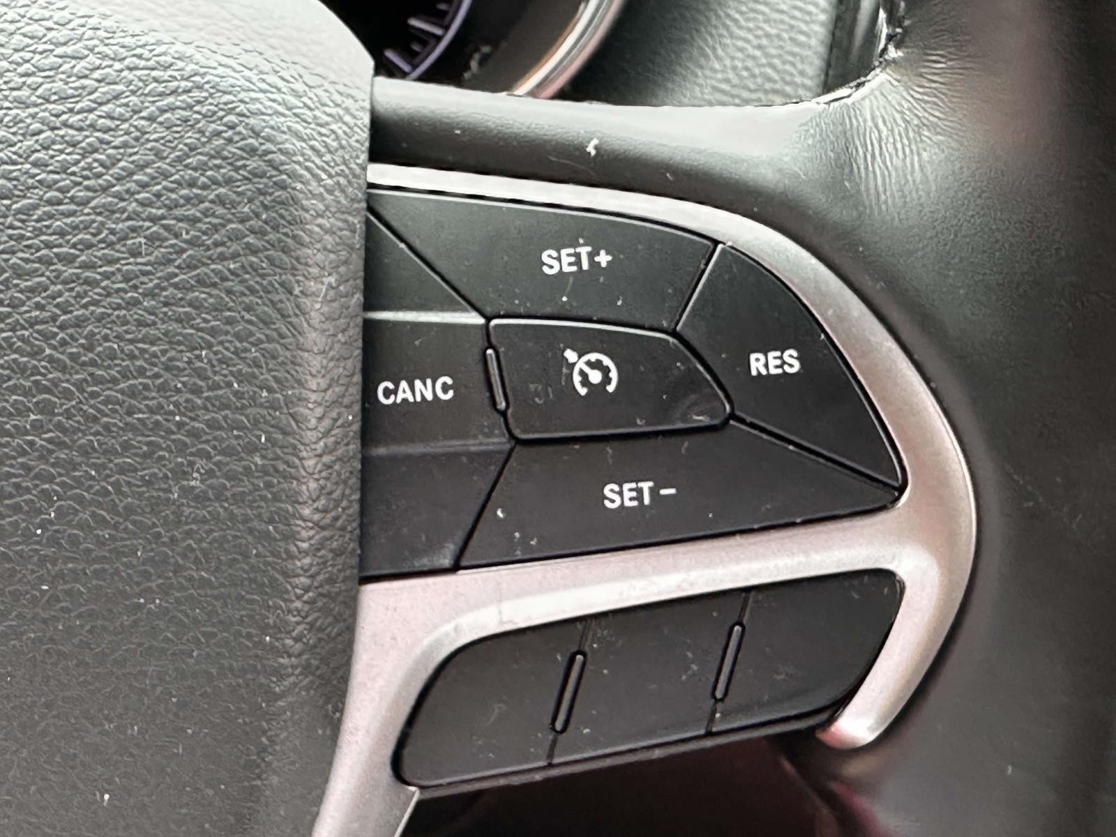 Certified 2021 Jeep Grand Cherokee Laredo X AWD/4WD image 24