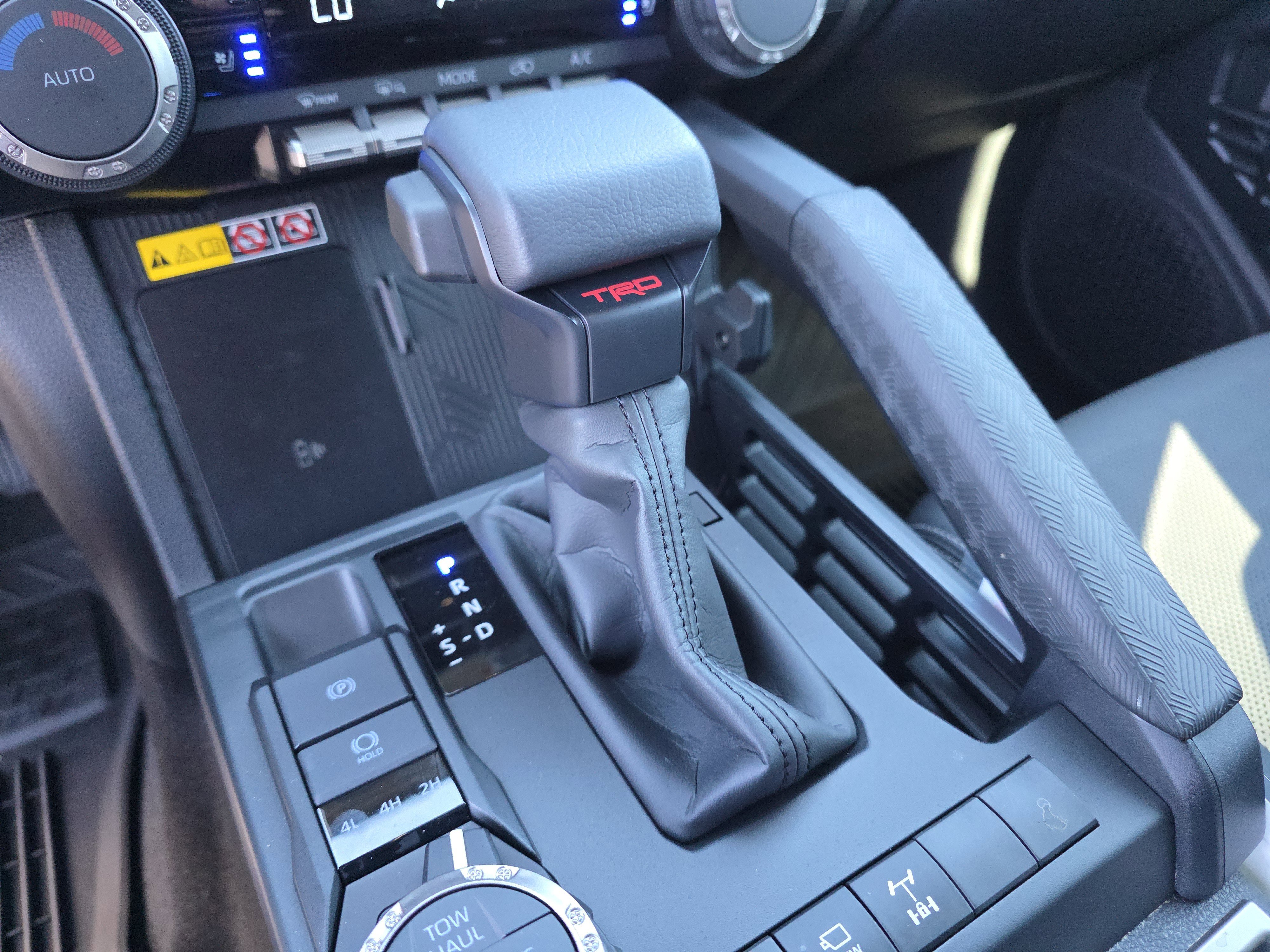 Used 2025 Toyota 4Runner Limited image 32