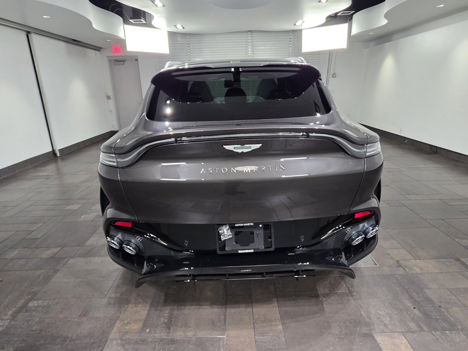 New 2026 Aston Martin DBX 707 image 24