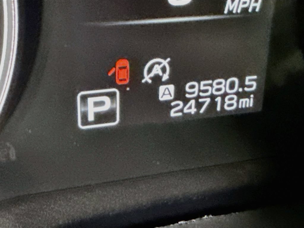 Used 2025 Subaru Outback Premium AWD/4WD image 5
