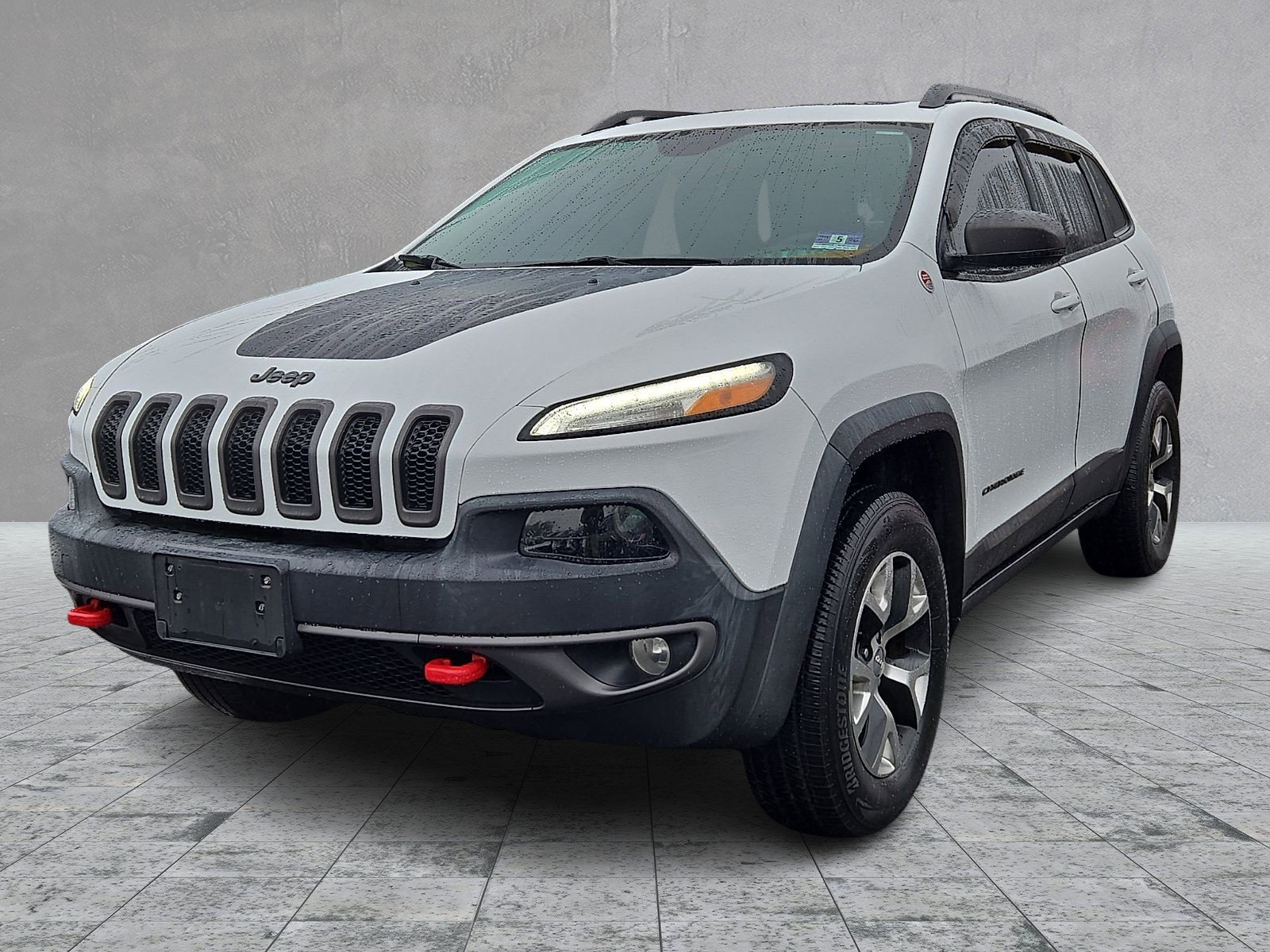 Used 2015 Jeep Cherokee Trailhawk w/ Comfort/Convenience Group image 4
