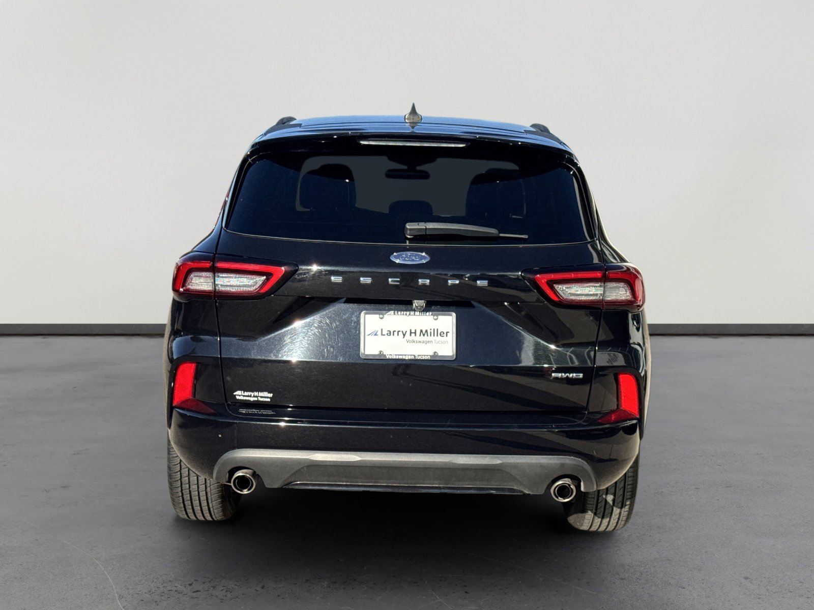 Used 2023 Ford Escape ST-Line image 5