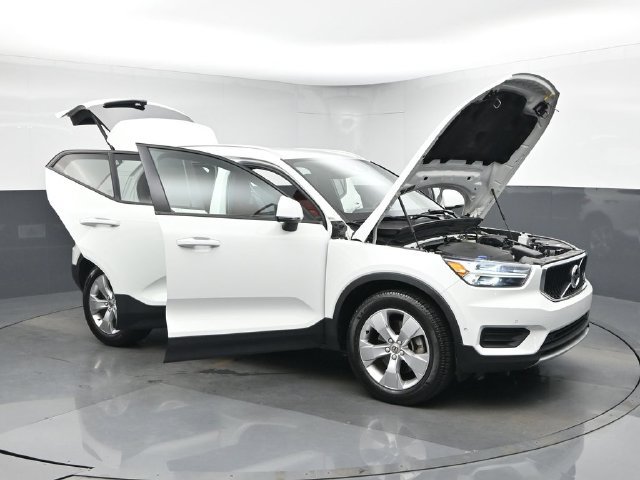 Used 2019 Volvo XC40 T5 Momentum AWD/4WD image 49