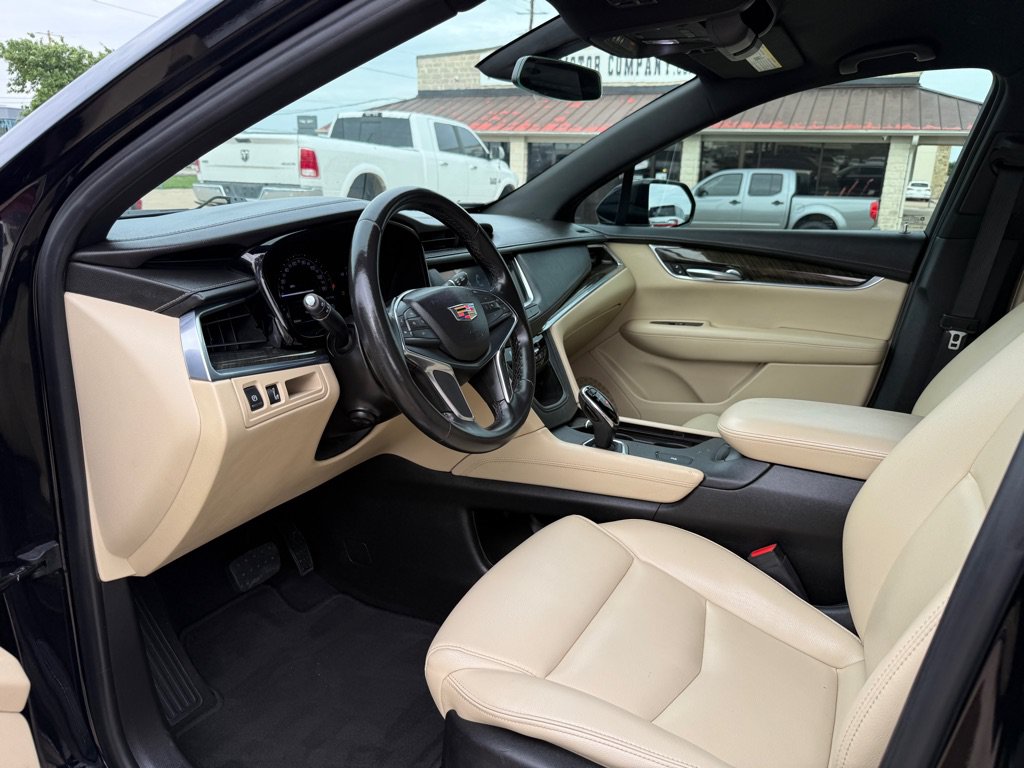Used 2018 Cadillac XT5 FWD image 14