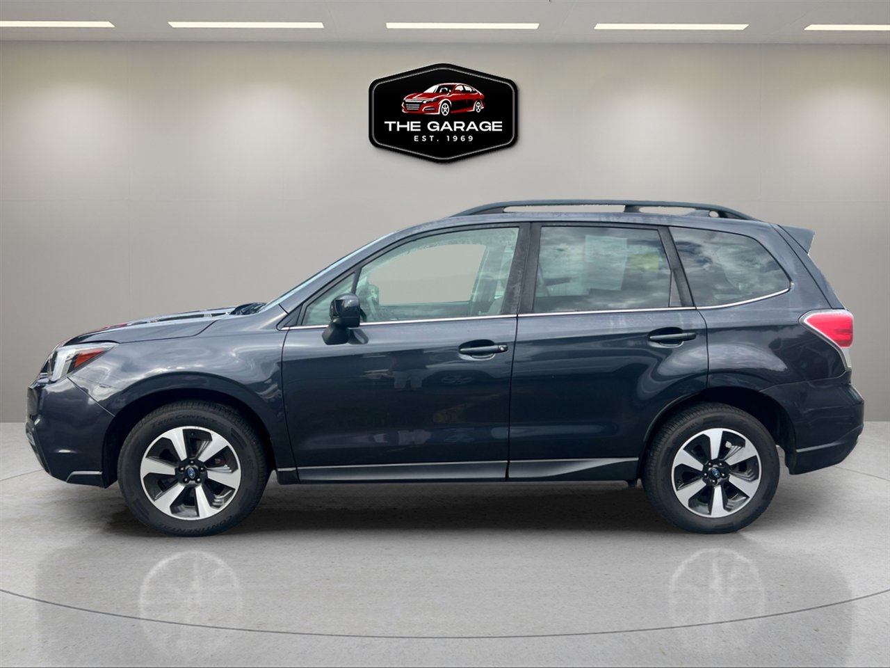 Used 2017 Subaru Forester 2.5i Limited image 2