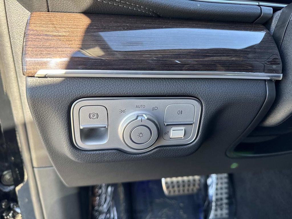 New 2026 Mercedes-Benz GLS 450 4MATIC image 29