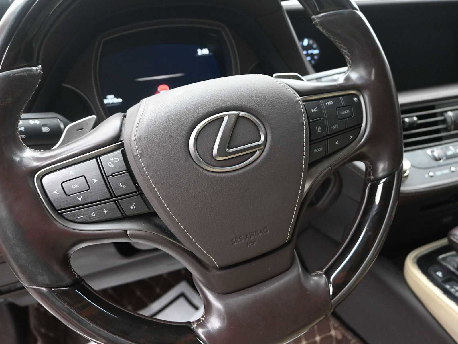 Used 2019 Lexus LS 500 w/ Interior Upgrade Package image 14
