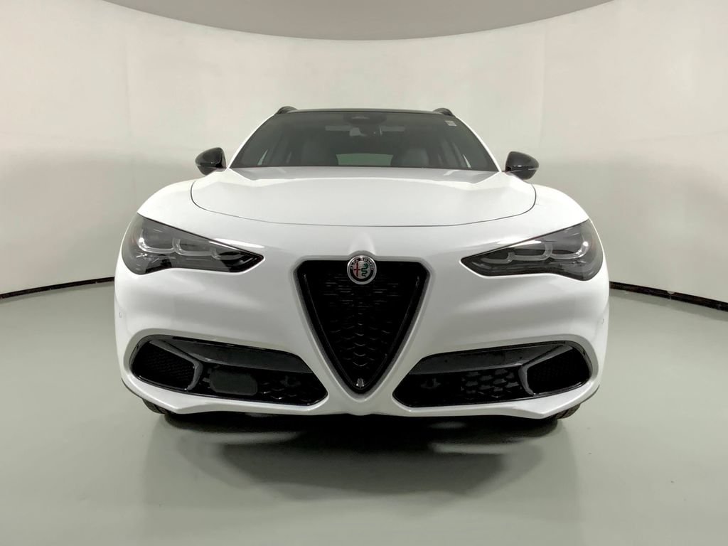 New 2026 Alfa Romeo Stelvio Sprint w/ Convenience Package AWD/4WD image 7