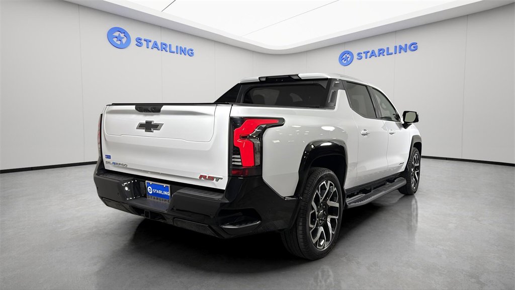 Used 2025 Chevrolet Silverado EV RST image 8