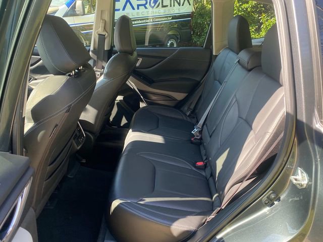 Used 2023 Subaru Forester Limited AWD/4WD image 9