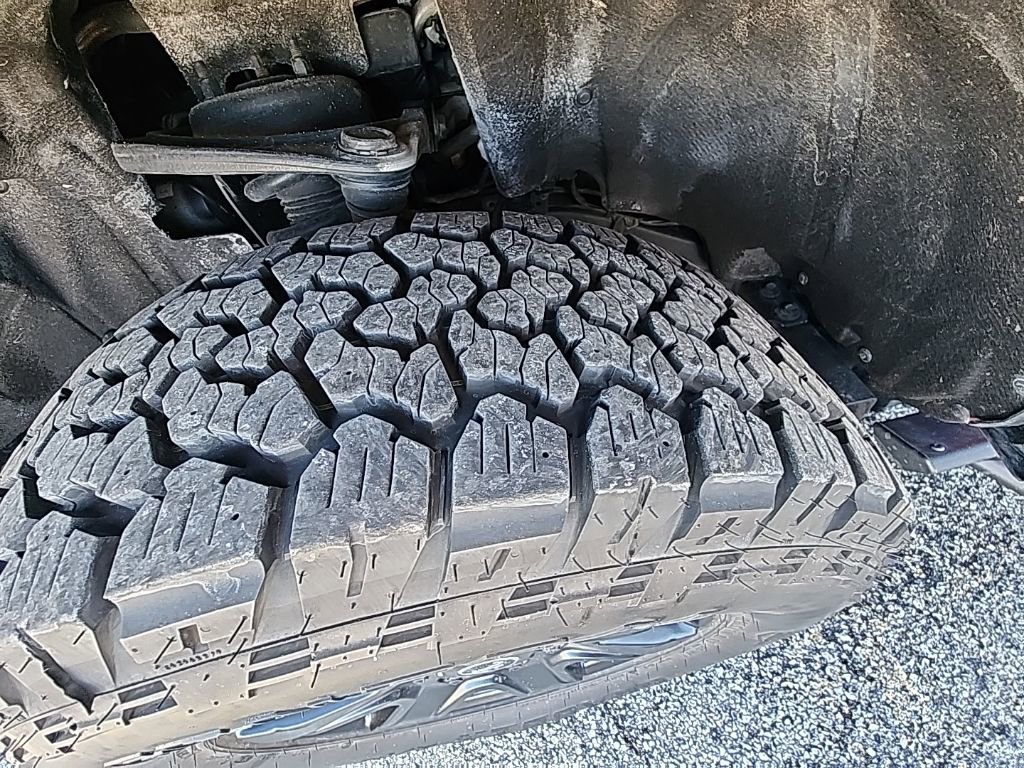 Used 2024 Ford Bronco Black Diamond image 19