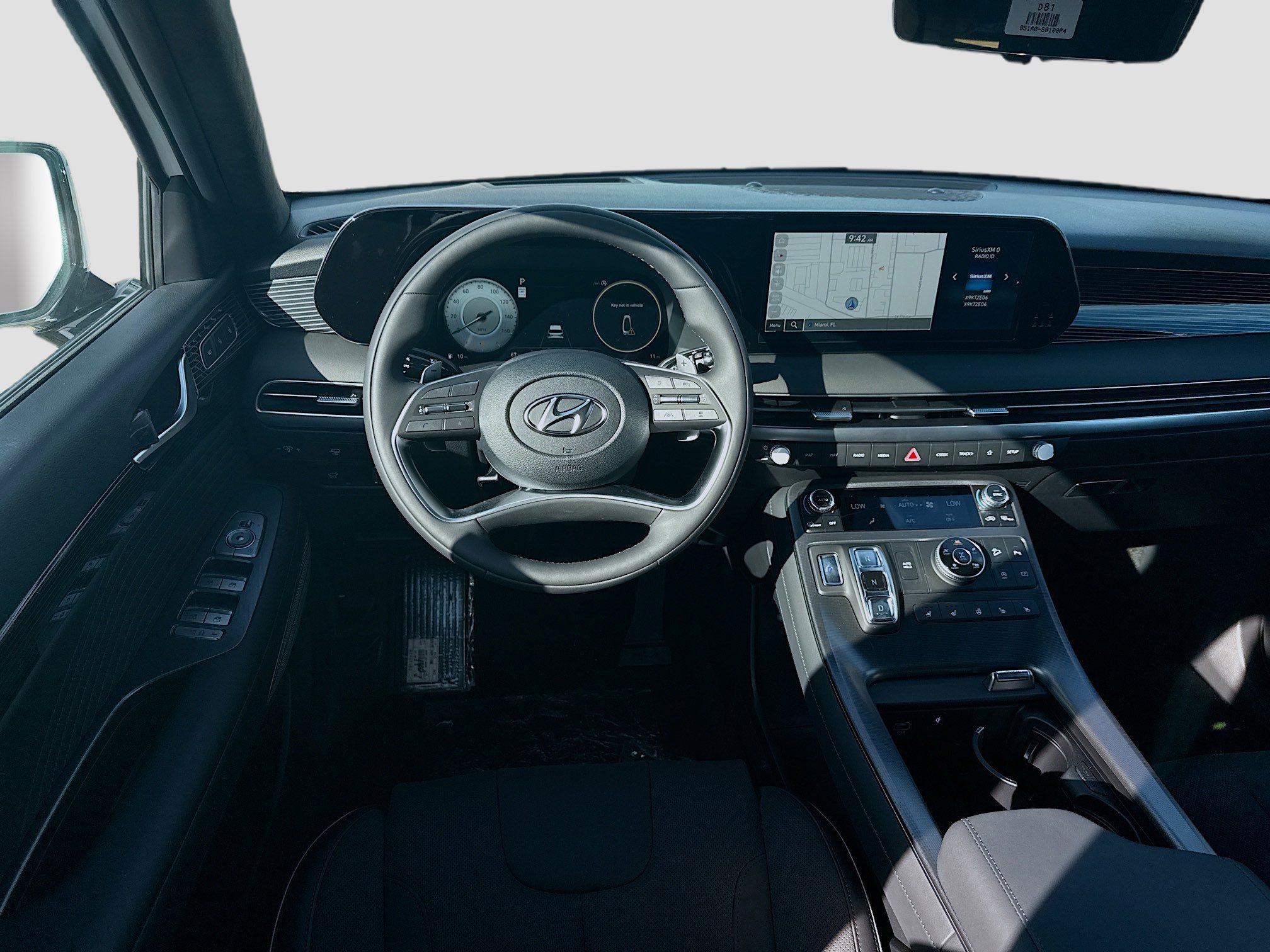 New 2025 Hyundai Palisade Calligraphy AWD/4WD image 17