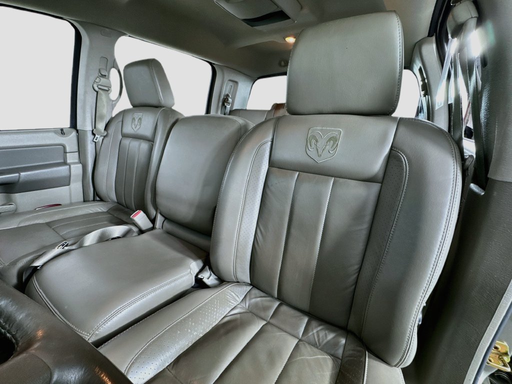 Used 2006 Dodge Ram 3500 Truck Laramie w/ Protection Group AWD/4WD image 23