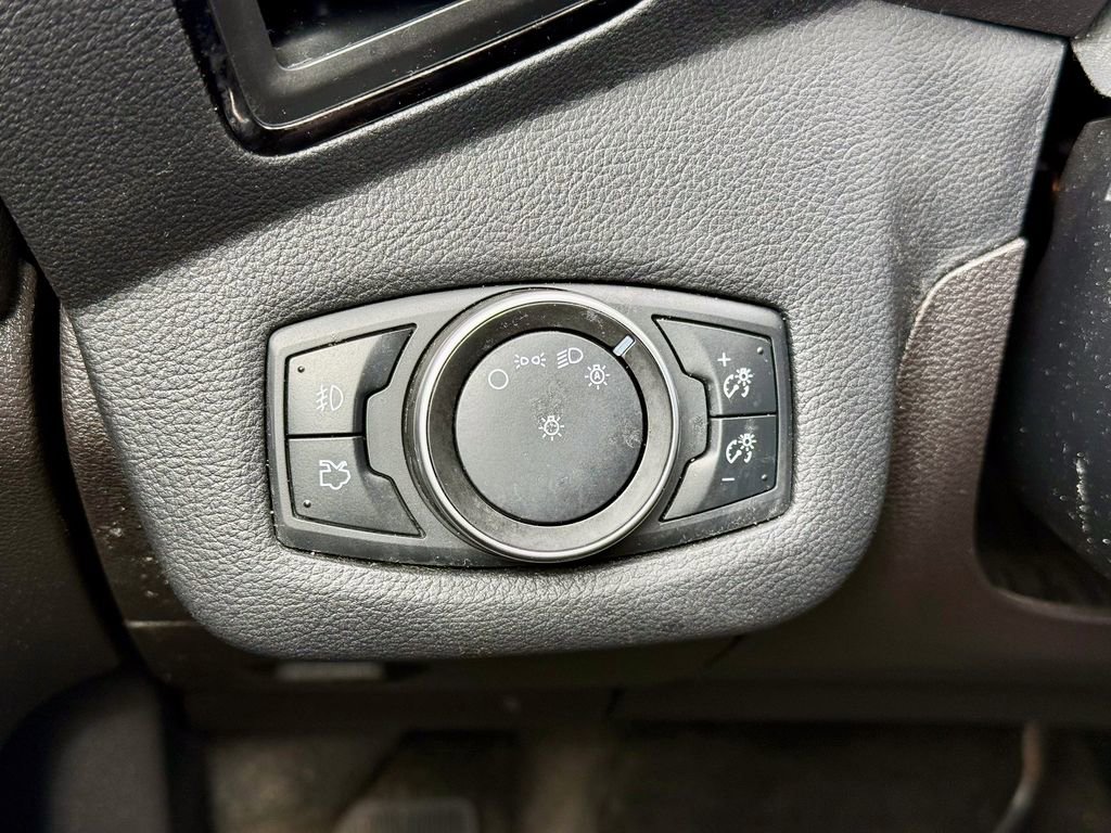 Used 2016 Ford Escape Titanium image 27