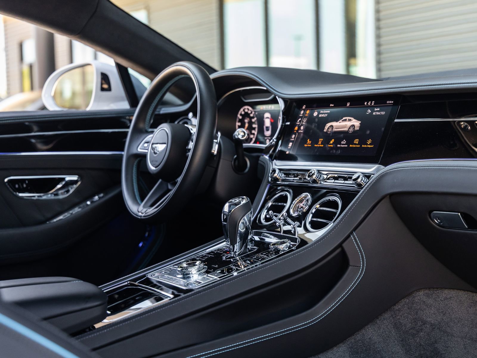 Used 2024 Bentley Continental GT image 47