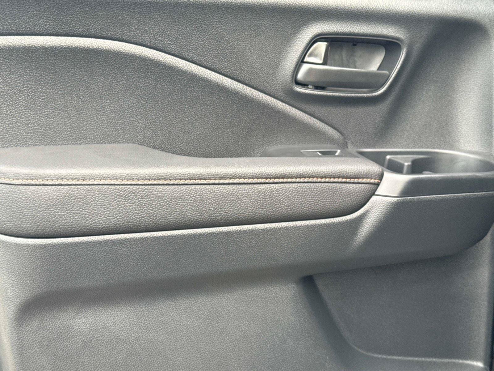 Certified 2025 Honda Ridgeline TrailSport image 12