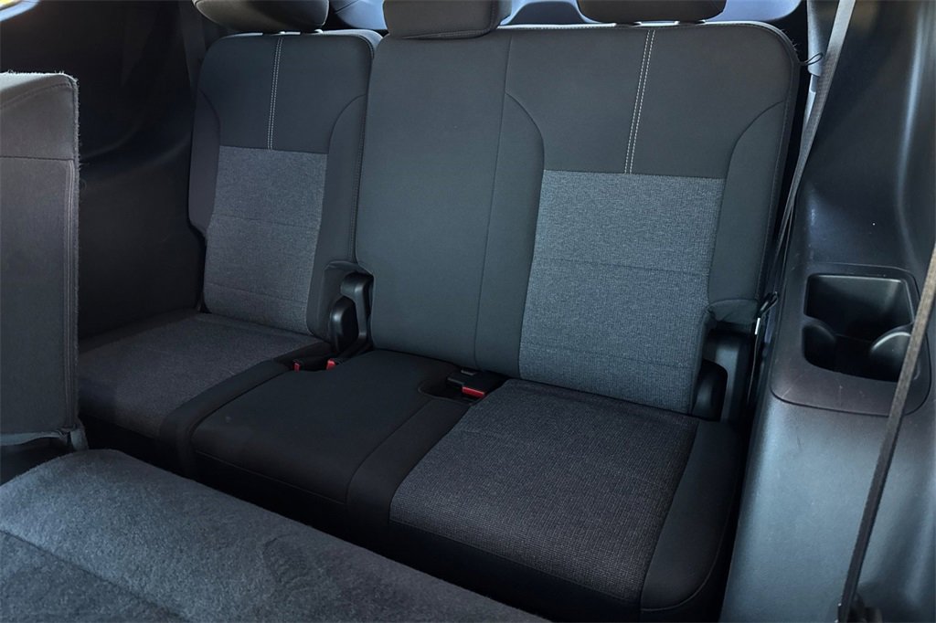 Certified 2025 GMC Acadia Elevation image 17