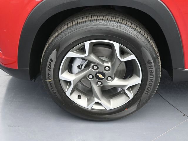 New 2026 Chevrolet Trax LT w/ Driver Confidence Package FWD image 22