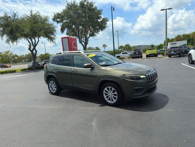 Used 2019 Jeep Cherokee Latitude w/ Popular Appearance Group FWD video 1