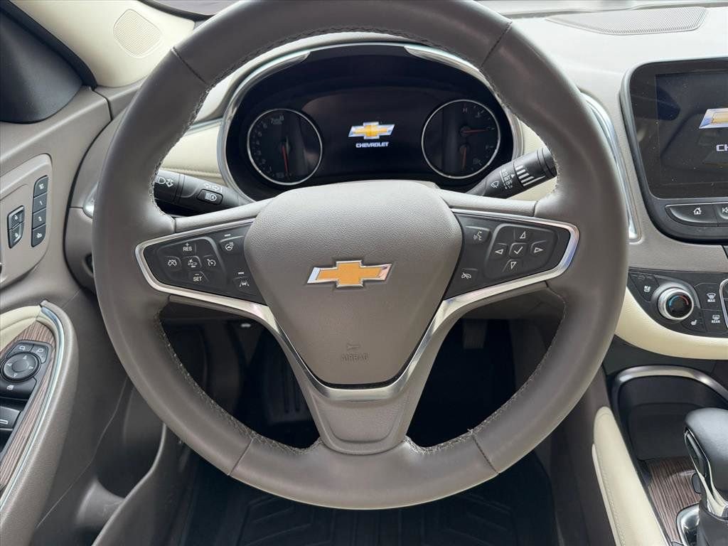 Used 2024 Chevrolet Malibu LT image 14