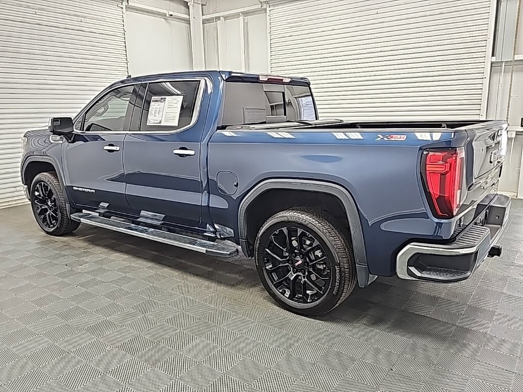 Used 2021 GMC Sierra 1500 SLT w/ SLT Premium Package image 5
