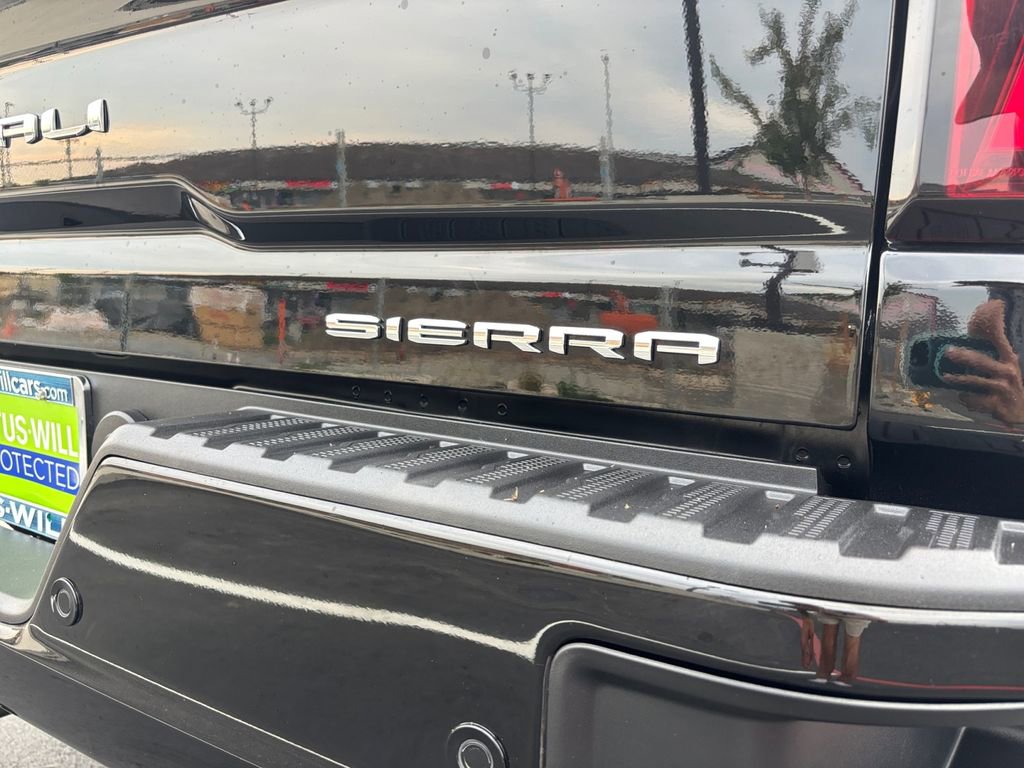 Used 2024 GMC Sierra 2500 Denali w/ Denali Reserve Package AWD/4WD image 32