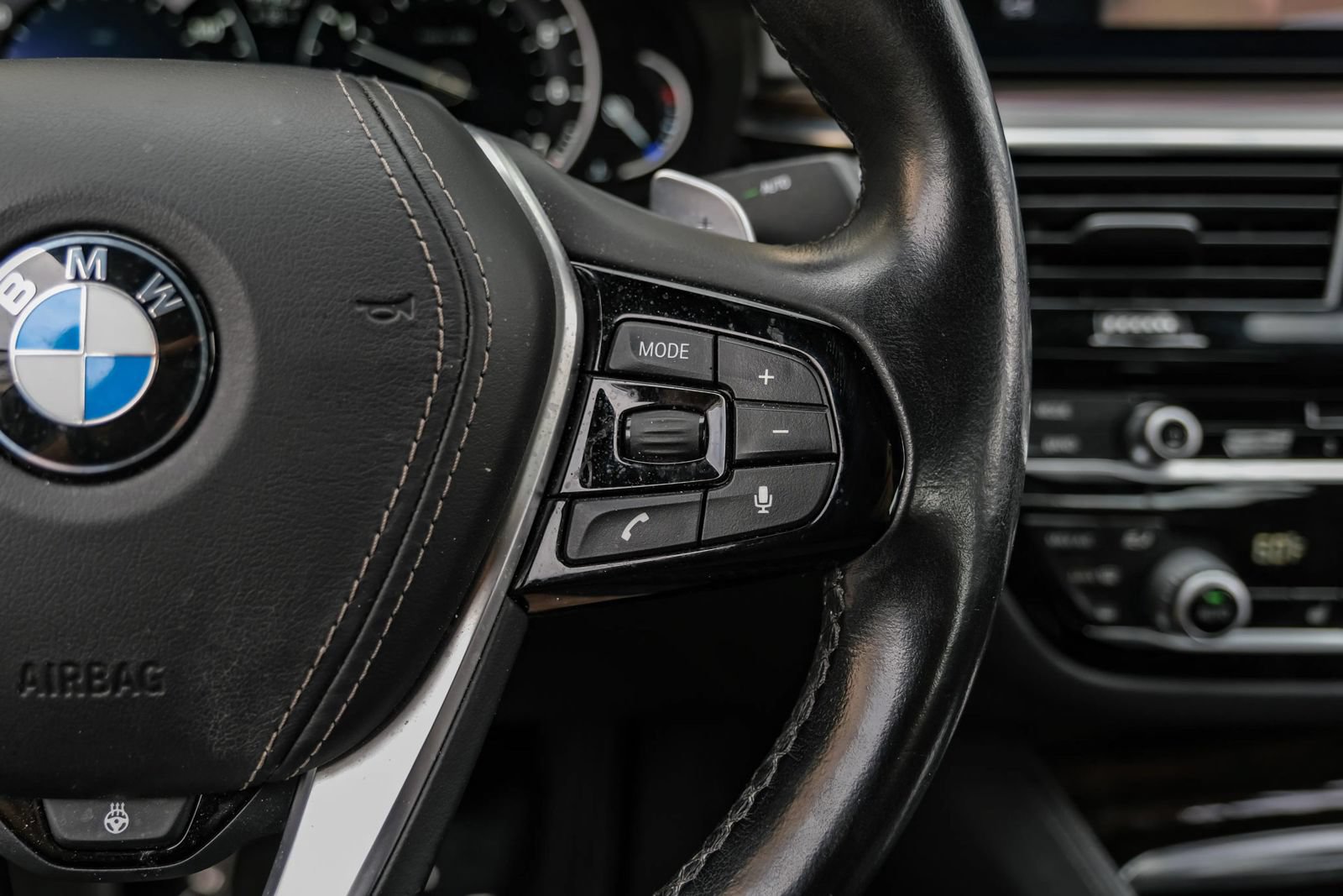 Used 2019 BMW 540i xDrive AWD/4WD image 14