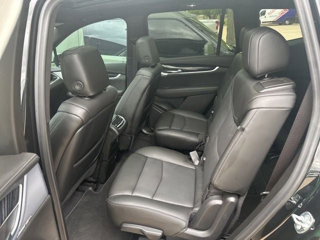 Certified 2024 Cadillac XT6 Premium Luxury AWD/4WD image 16