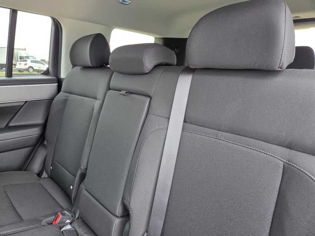 New 2027 Hyundai Santa Fe SE FWD image 24