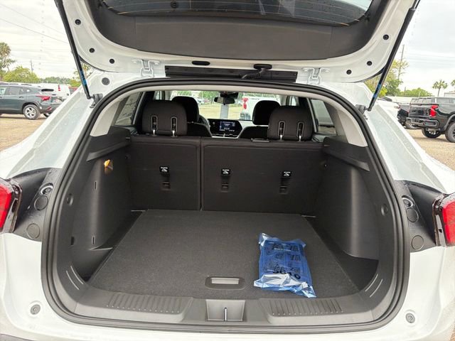 New 2026 Chevrolet Trax LS w/ Driver Confidence Package FWD image 12