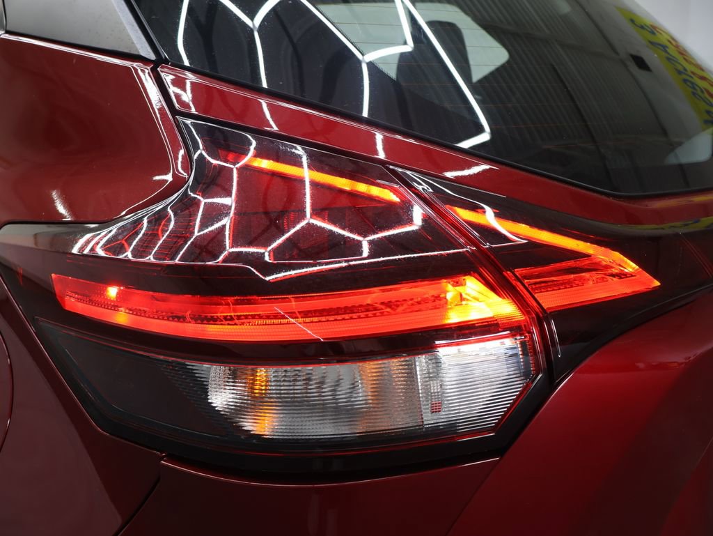 Used 2023 Nissan Kicks SV FWD image 38