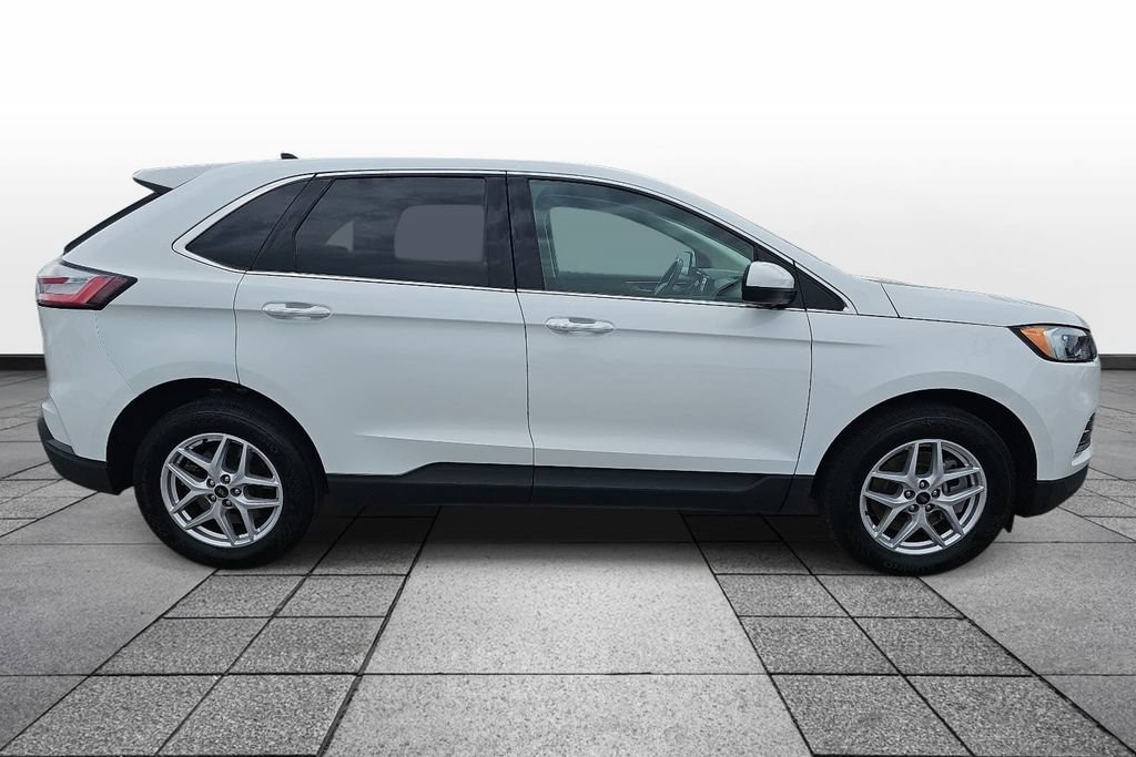 Used 2024 Ford Edge SEL AWD/4WD image 4