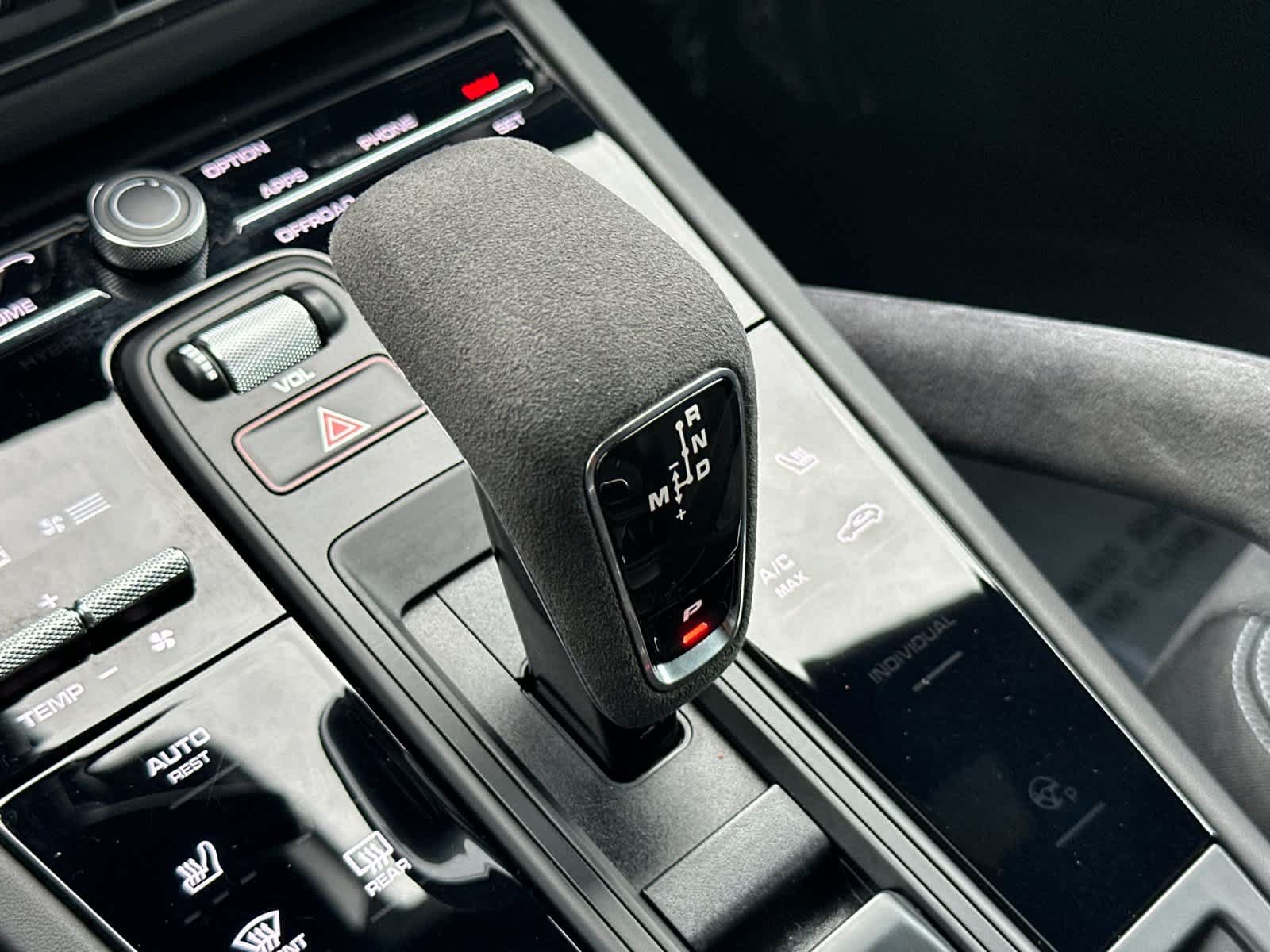 Certified 2022 Porsche Cayenne Turbo GT AWD/4WD image 24