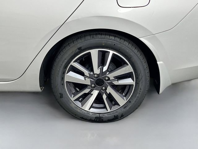 Used 2020 Nissan Versa SV image 33