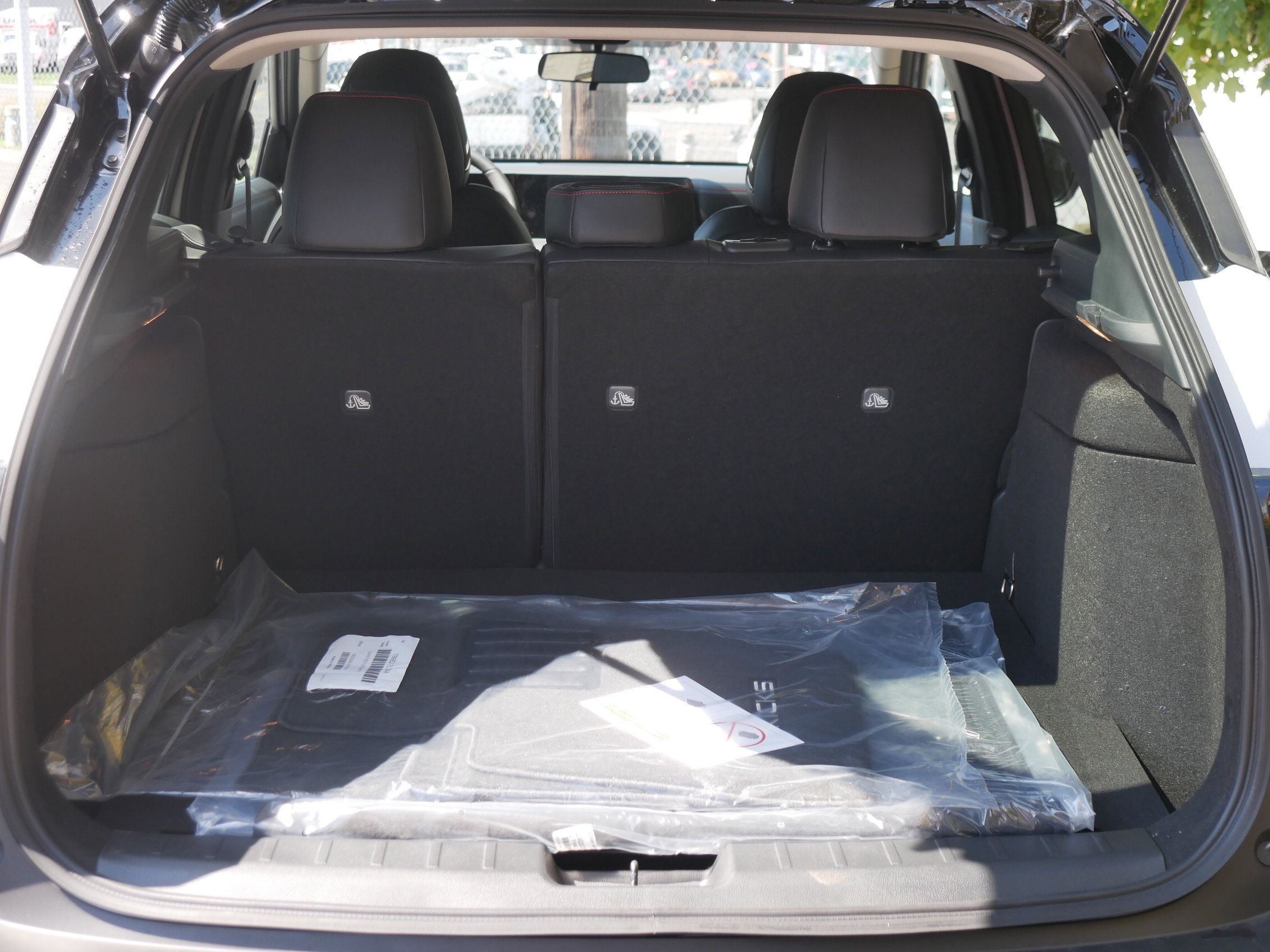 New 2025 Nissan Kicks SR w/ SR Premium Package image 21