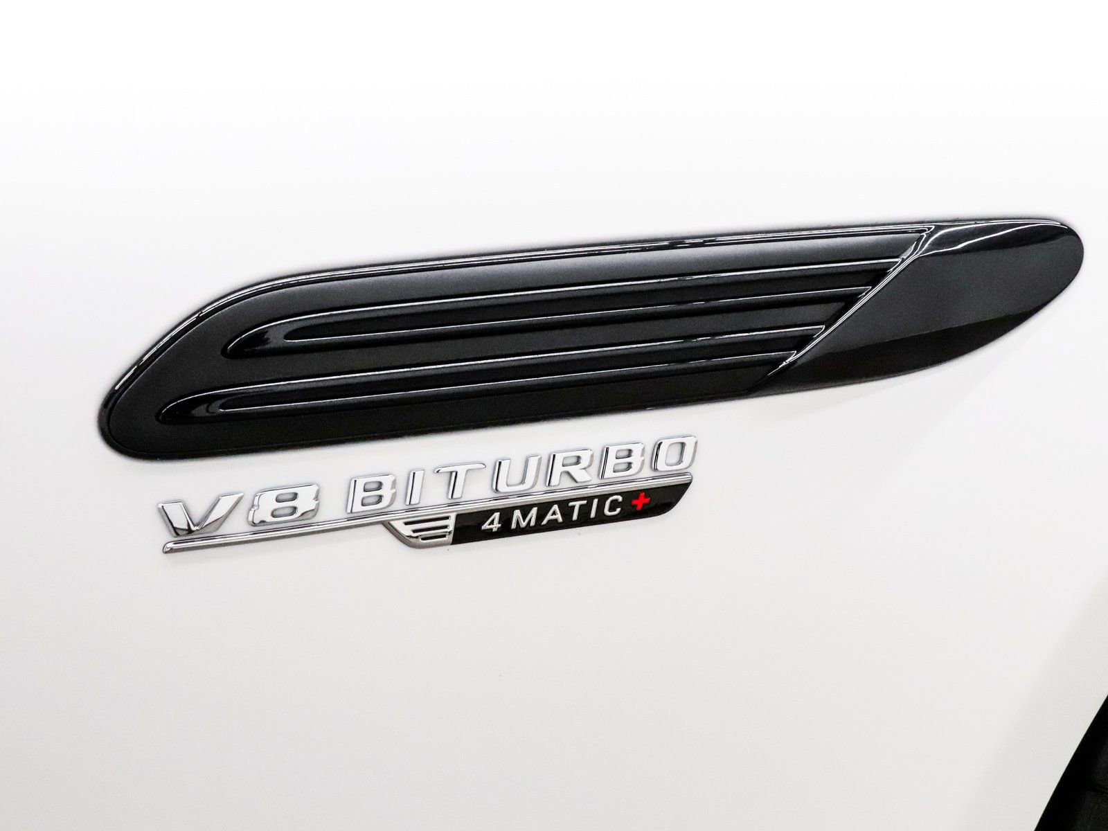 Used 2022 Mercedes-Benz SL 63 AMG 4MATIC image 45