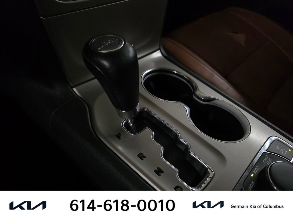 Used 2012 Jeep Grand Cherokee Overland Summit image 26