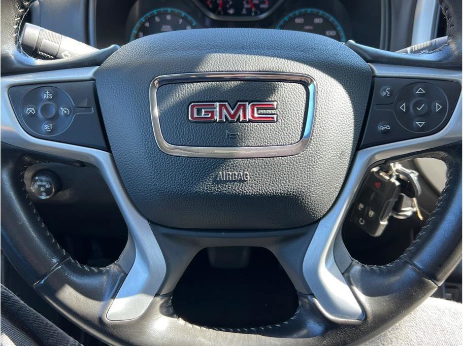 Used 2018 GMC Canyon SLE w/ SLE Convenience Package image 11