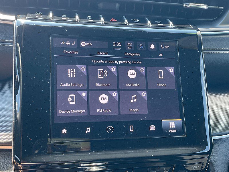 Used 2024 Jeep Grand Cherokee L Laredo image 22