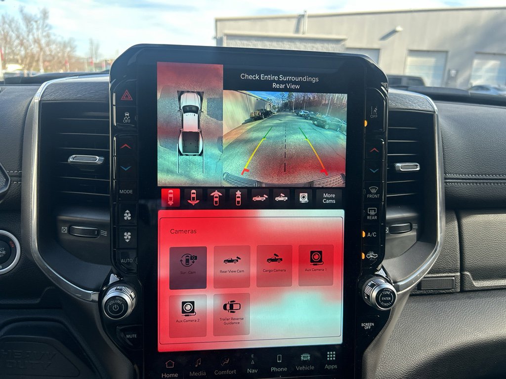 Used 2025 RAM 3500 Laramie image 25