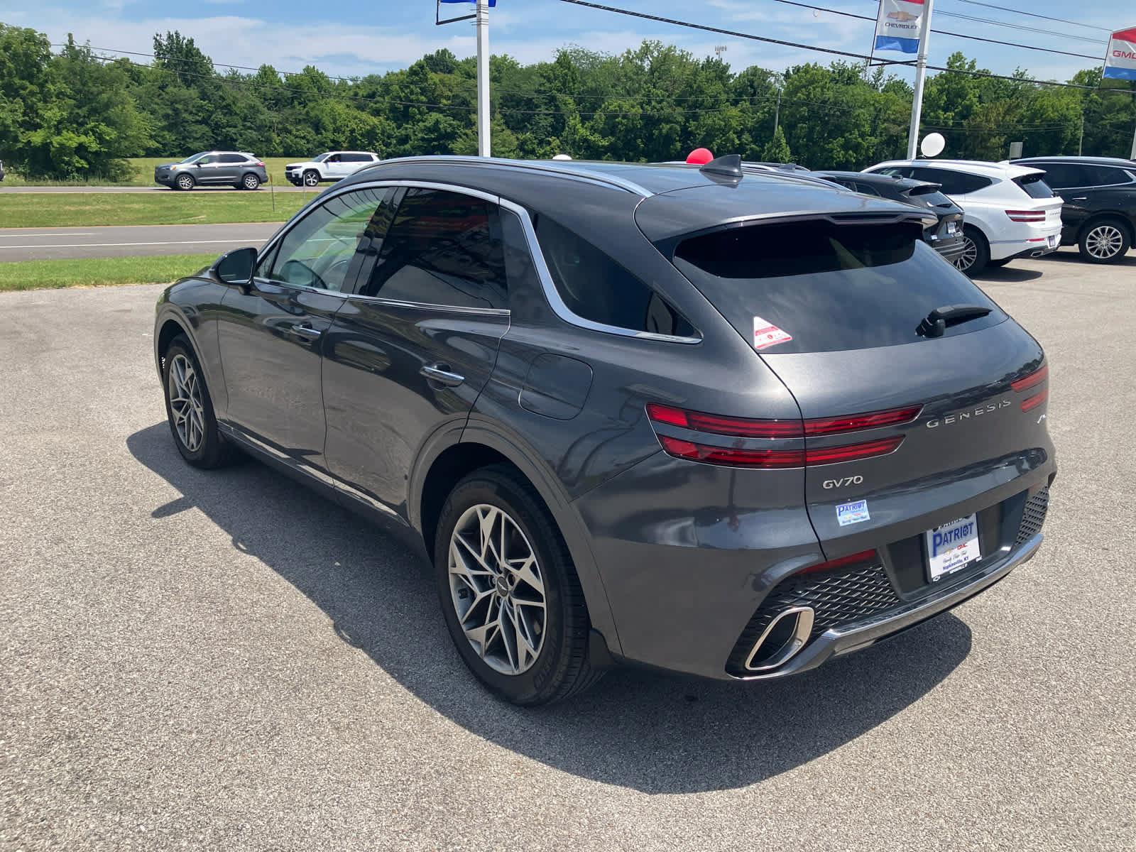 Used 2023 Genesis GV70 2.5T w/ Select Package AWD/4WD image 5