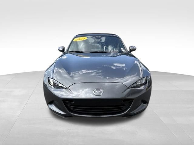 Used 2024 MAZDA MX-5 Miata Grand Touring RWD image 7