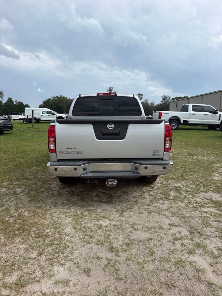 Used 2019 Nissan Frontier SV w/ Value Truck Package RWD image 4