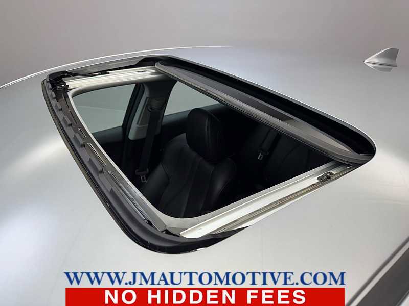 Used 2020 Acura ILX image 11