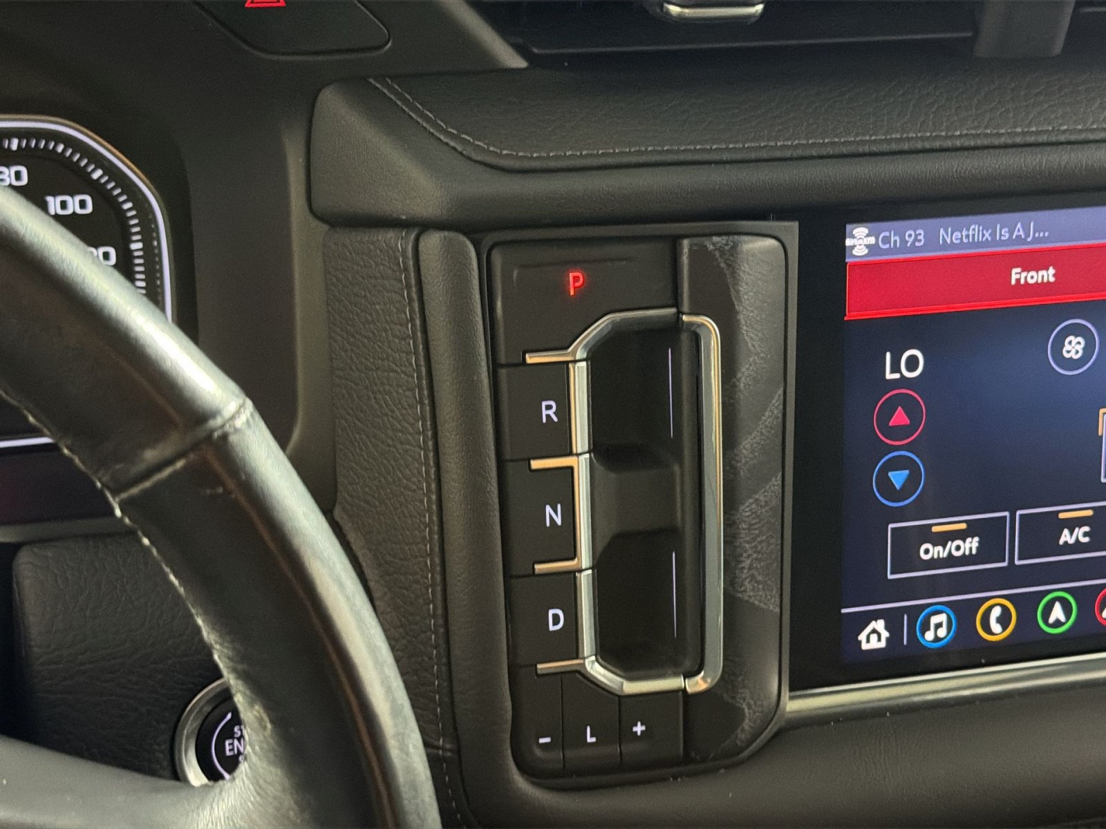 Used 2021 GMC Yukon Denali w/ Denali Ultimate Package AWD/4WD image 22