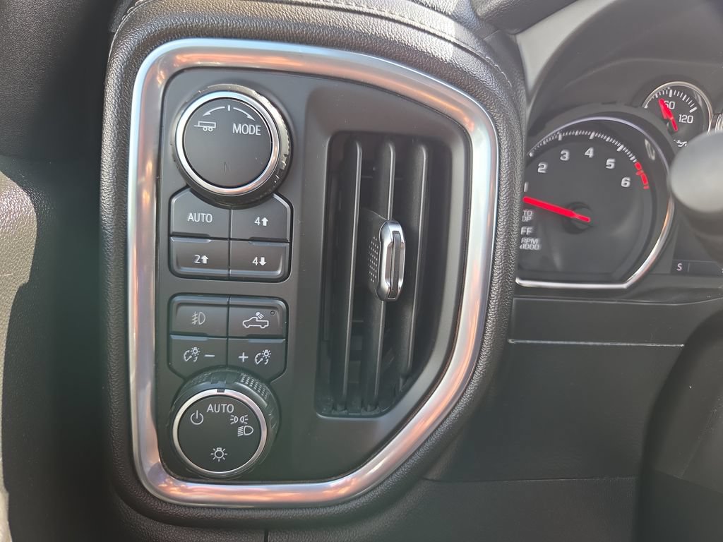 Certified 2020 Chevrolet Silverado 1500 LT Trail Boss w/ Convenience Package AWD/4WD image 22