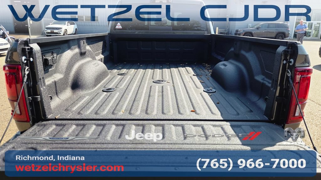 New 2026 RAM 3500 Big Horn AWD/4WD image 9